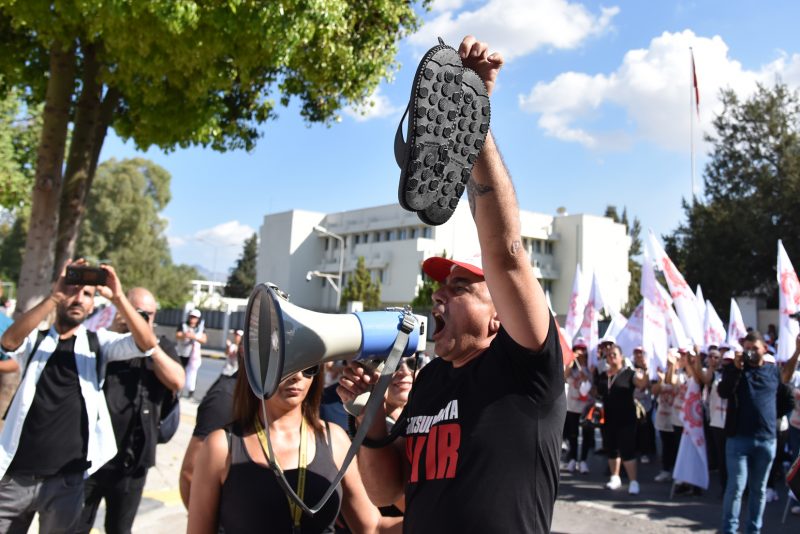 Kamu-İş’ten hükümete cumaya kadar süre