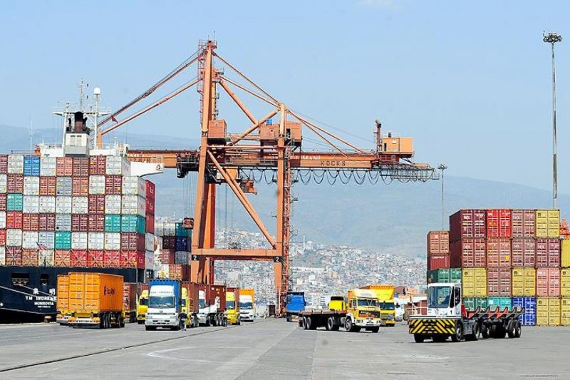 Türkiye’de dış ticaret açığı yüzde 421,7 arttı