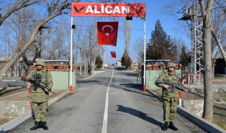Ermenistan Dışişleri Bakanı Mirzoyan: Türkiye-Ermenistan sınırı yakında açılabilir