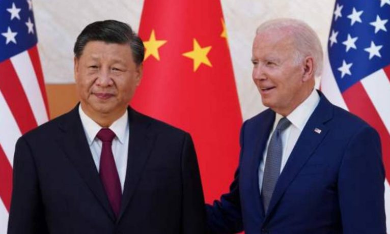 ABD Başkanı Biden ve Çin lideri Şi, kritik görüşme için bir arada