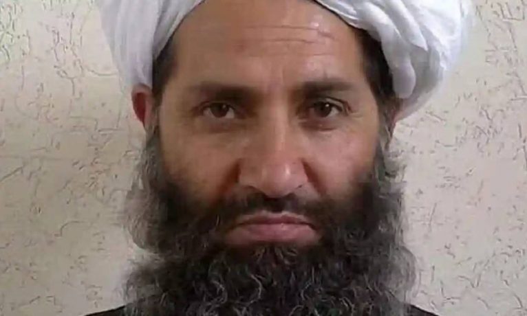 Taliban lideri, ‘şeriat kanunlarının’ tamamıyla uygulanmasını emretti