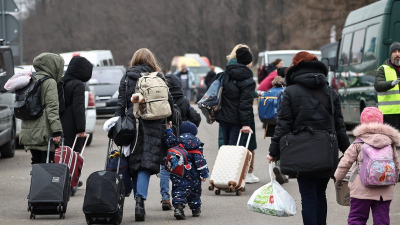 Polonya, barınma merkezlerindeki Ukraynalı mültecilerden ücret alacak