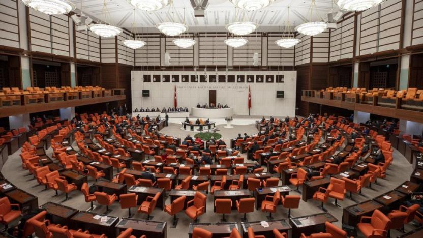 Türkiye’de enflasyonun araştırılması önerisi AKP ve MHP oylarıyla reddedildi
