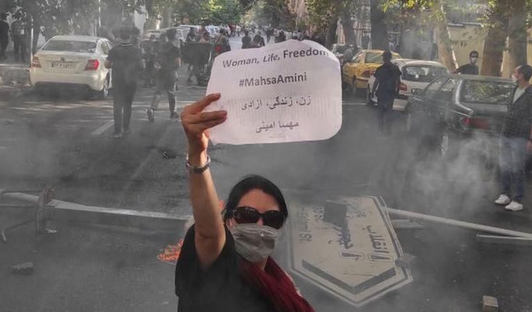 Belçika, vatandaşlarına derhal İran’ı terk etmeleri çağrısı yaptı