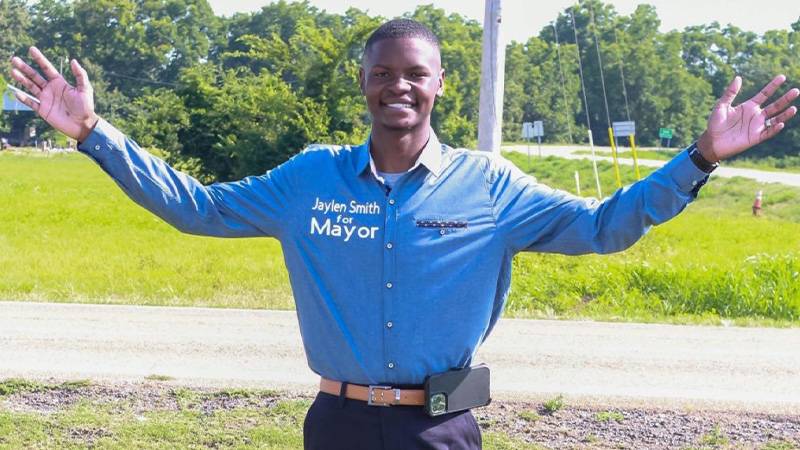 18 yaşındaki Jaylen Smith, ABD’de belediye başkanı seçilen en genç siyah vatandaş oldu