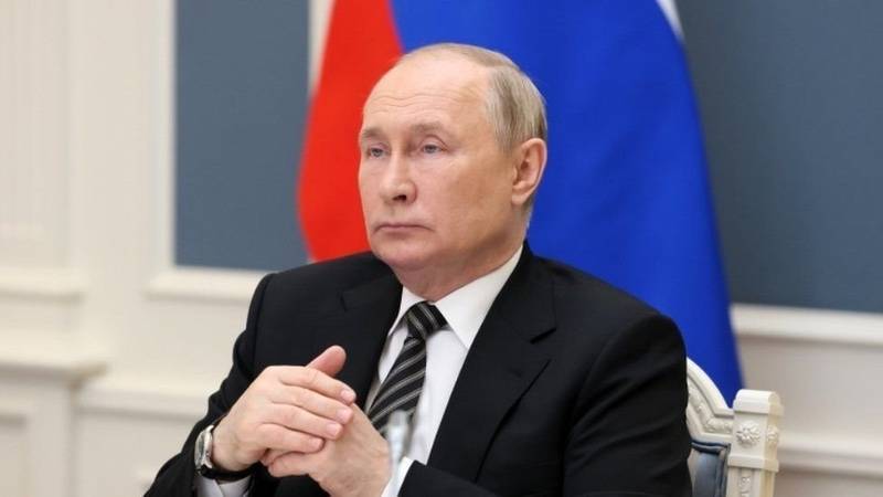 Putin, Rus petrolüne tavan fiyat uygulayanlara petrol satışını yasakladı