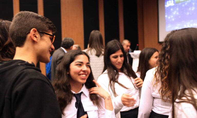 KIBRIS’I BİRLEŞTİRECEK GENÇLER ARANIYOR