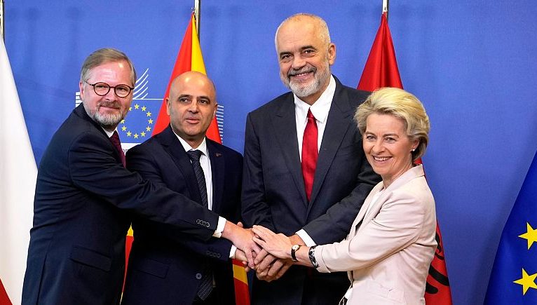 Avrupa Birliği, Batı Balkanlar’da ‘genişleme sürecini hızlandırıyor’