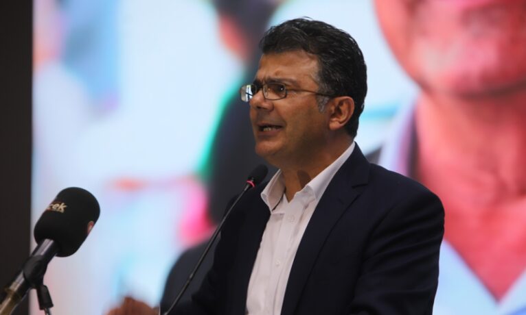 Akansoy: “Kıbrıslı Türklere zorla giydirilmeye çalışılan gömleğe karşı eylemde olacağız”