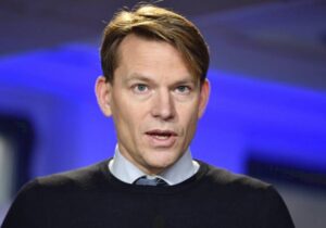 İsveç Başbakanı Kristersson’un danışmanı Nilsson, yasa dışı yılan balığı avladığının ortaya çıkması üzerine istifa etti