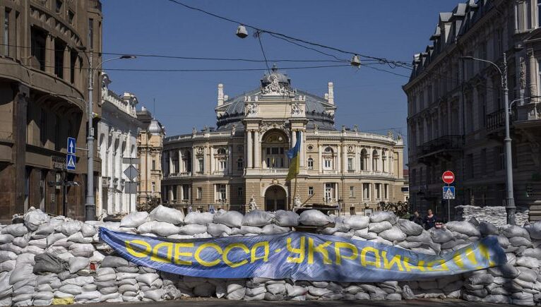 UNESCO, Rusya’nın bombaladığı Odesa kentini Dünya Mirası Listesine aldı