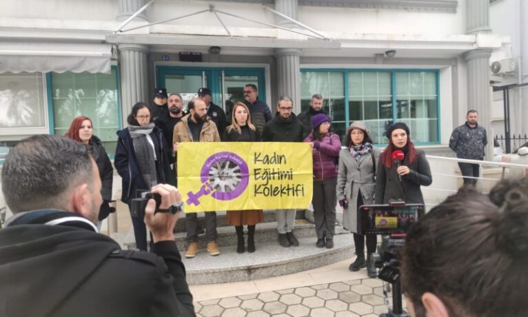 Kadın Eğitimi Kolektifi muhafazakarlaştırma politikalarına karşı eylem yaptı