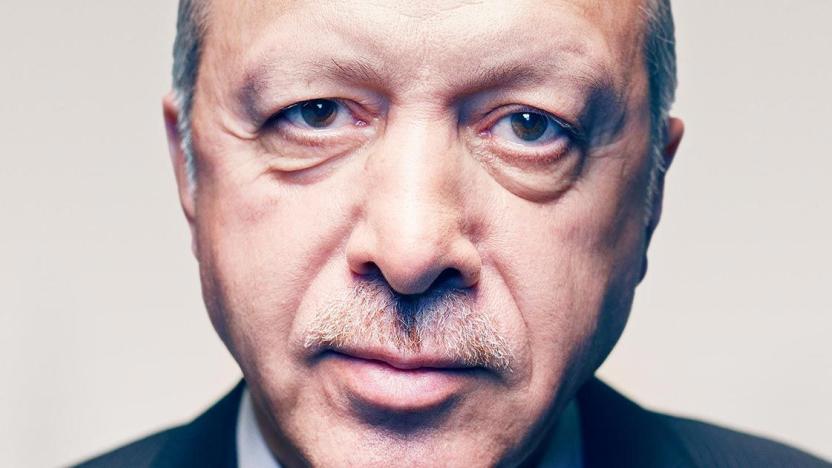 NYT: Seçimler yaklaşırken Erdoğan zafer kazanmak için çılgınca harcıyor