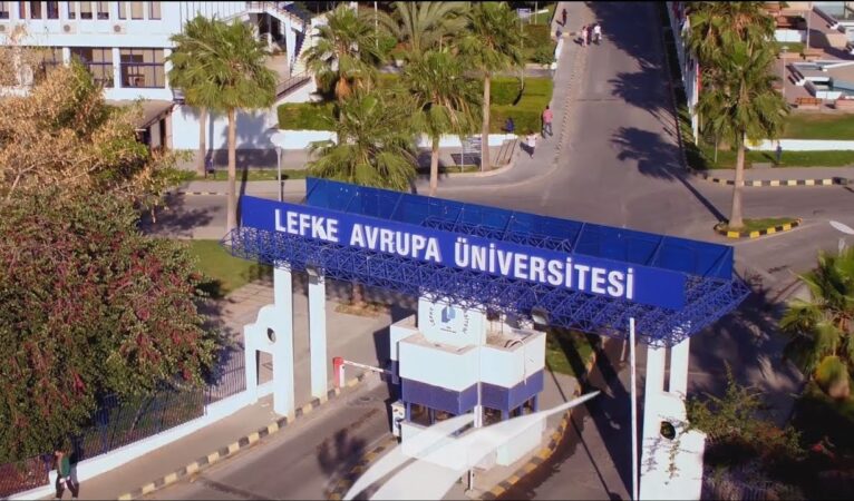 LAÜ’de grev