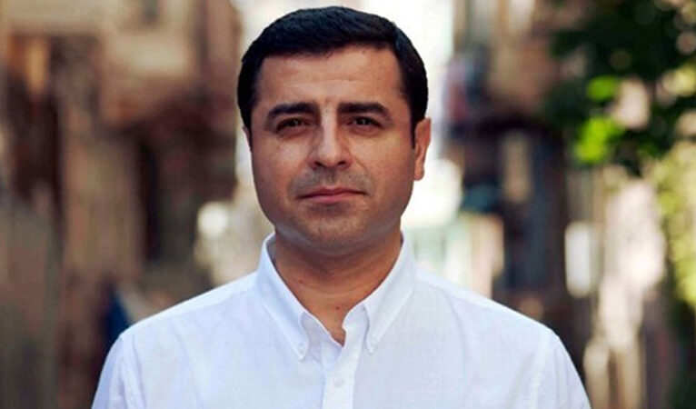 Demirtaş: “6 Şubat’ta ilk kez tahliye talep ettim, tüm muhalefet yeni bir tutumu tartışmalı”