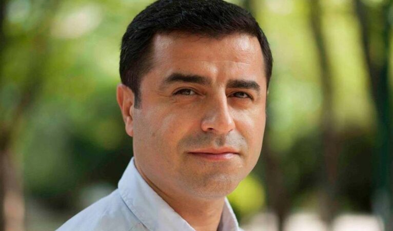 Demirtaş: “Emek ve Özgürlük İttifakı, Sosyalist Güç Birliği, Millet İttifakı, Bay Kemal; yan yana yürüyün!”