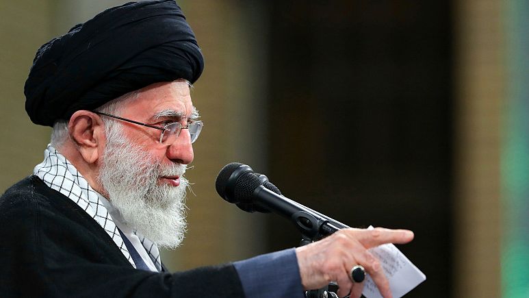 İran dini lideri Hamaney on binlerce tutuklu ve hükümlü için af çıkardı