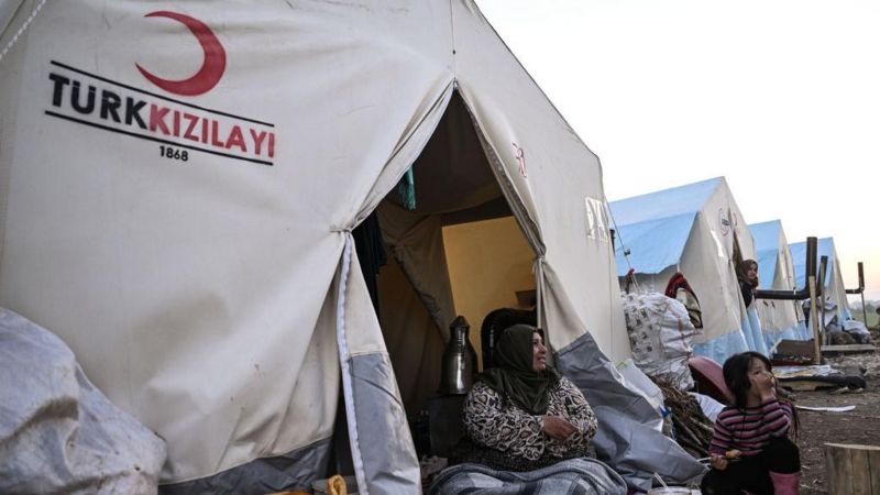 Haluk Levent: “Sistemi kimse bilmiyor, AFAD da çadırları parayla alıyor, Kızılay’dan konserveyi de parayla aldık”