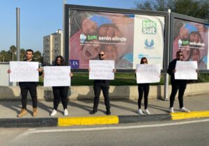 Gençler İsias’ta hayatlarını kaybedenler için adalet nöbetinde