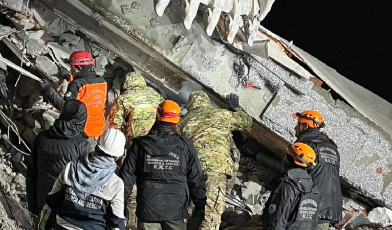 Çelişkili ifadeler nedeniyle İsias Davasında gergin anlar: Mahkemeye ara verildi!