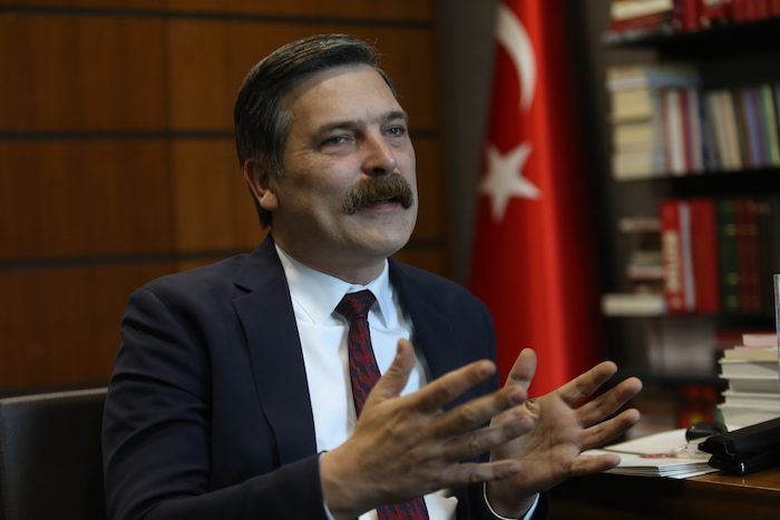 Erkan Baş: “İlk turdan bitirelim bu işi”