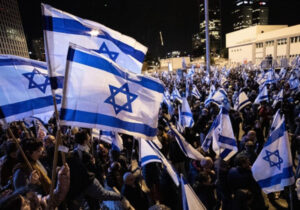 Anket: İsraillilerin üçte ikisinden fazlası Netanyahu’nun gitmesini istiyor