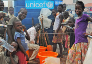 UNICEF: Afrika’da 190 milyon çocuk su krizi yaşıyor