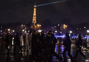 Fransa’da emeklilik reformu karşıtı gösterilerde gözaltına alınanların sayısı 500’ü geçti
