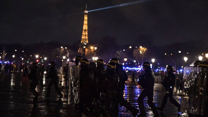 Fransa’da emeklilik reformu karşıtı gösterilerde gözaltına alınanların sayısı 500’ü geçti