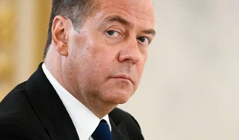 Medvedev: “Putin tutuklanırsa bunu savaş ilanı kabul ederiz”