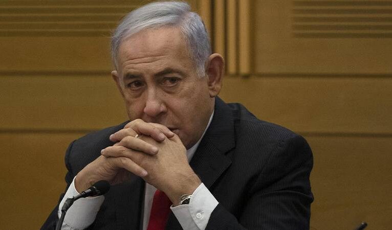 Netanyahu, İsrail’de halkı sokağa döken yargı düzenlemesini erteledi