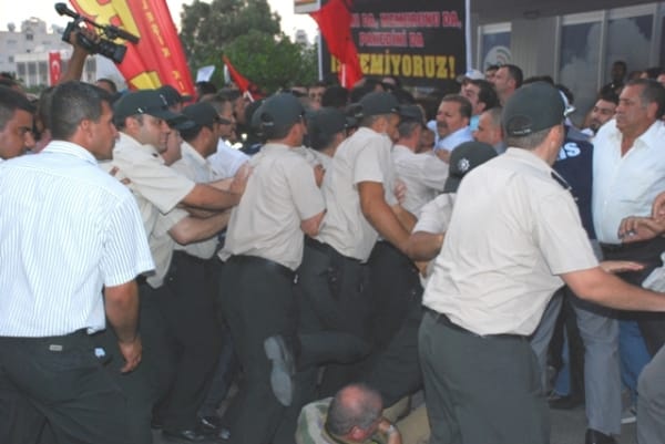 Polis şiddeti ikinci kez mahkum edildi