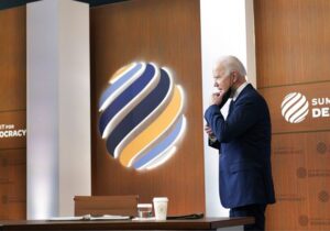 Biden yönetimi Türkiye ve Macaristan’ı İkinci Demokrasi Zirvesi’ne davet etmedi