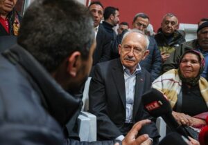 Kılıçdaroğlu geceyi Kahramanmaraş’ta çadırda geçirdi