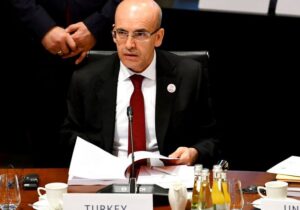 Reuters: AKP mevcut ekonomi politikalardan geri adım atacak