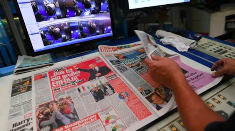 Almanya’nın en büyük medya gruplarından Axel Springer: “Gazetecilerin yerini yapay zeka alabilir”