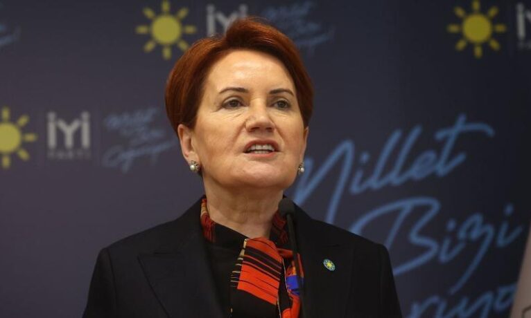 Akşener bekleneni yaptı: “İYİ Parti bir kıskaca alınmış, bir dayatmaya mecbur bırakılmıştır”