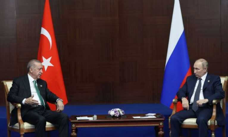 Erdoğan: “Akkuyu Nükleer Santrali’nin açılışına Putin gelebilir”