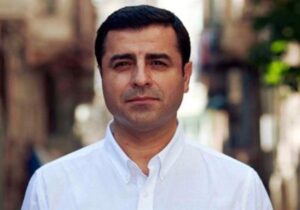 Demirtaş: “AKP’nin muhalefet partilerine sızdırdığı ajan provokatörler bu seçimle ifşa olacaklar”