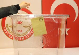Yurt dışında ikinci tur için oy verme işlemi başladı