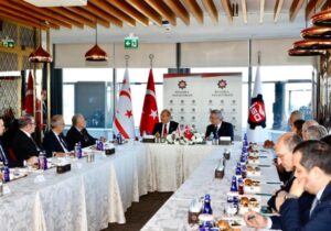Tatar: “AB hikayesi içinde Kıbrıslı Türkleri Türkiye’den koparacaklar, büyük bir tezgah, büyük bir oyun”