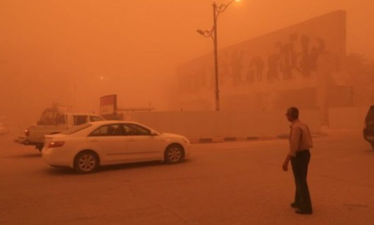 Irak’ta kum fırtınası: 500’den fazla kişi hastaneye kaldırıldı