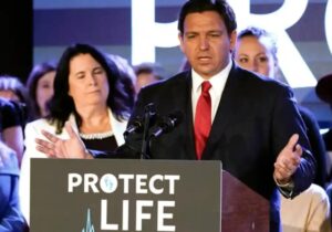 Florida eyaleti altı haftadan sonra kürtajı yasaklayan tasarıyı onayladı