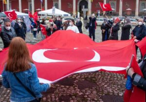 Almanya’da “AKP seçim etkinliği” alarmı