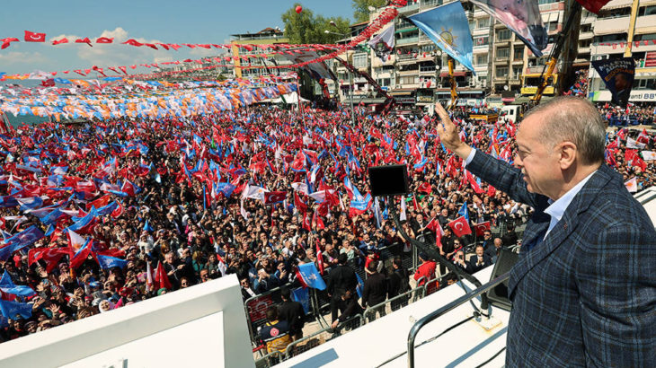 Erdoğan: “Siz bu LGBT’cilere bakmayın”