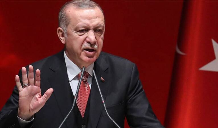 Politico’da Erdoğan analizi: Seçim için bir günah keçisi buldu, LGBTİ+ bireyler