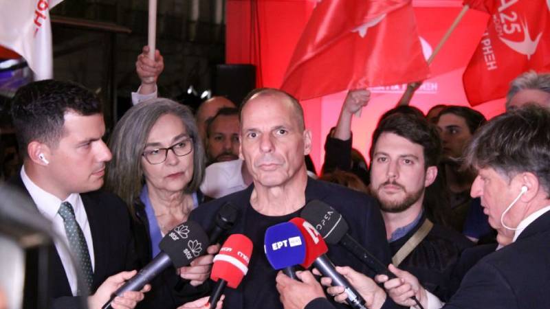 Yunanistan eski Maliye Bakanı Varufakis: “Yunanistan’ın Erdoğanlaşması tamamlandı”