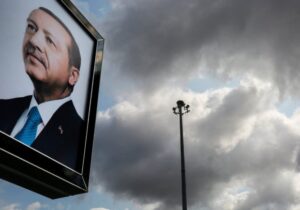 NEDEN ERDOĞAN İKİNCİ TURA KALDI?