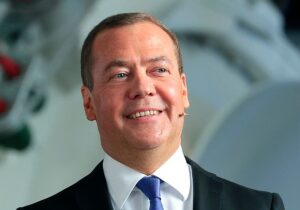 Medvedev: “Litvanya, Letonya ve Estonya bizim vilayetlerimiz”
