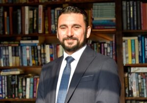 Reynar: “Fasıl 157 “Çocuk Suçluları Yasası”nda “Kırbaç” cezasını olduğunu biliyor musunuz?”